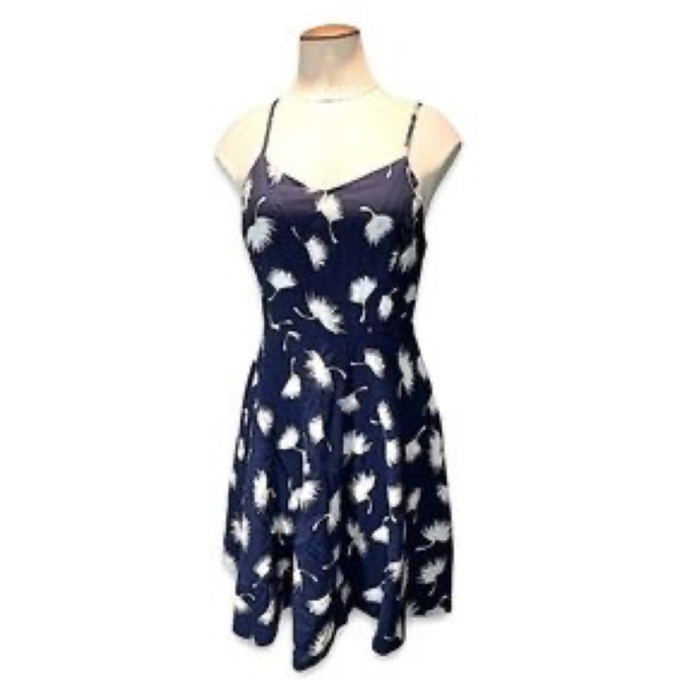 Old navy | floral print dress size M - Picture 2 of 3